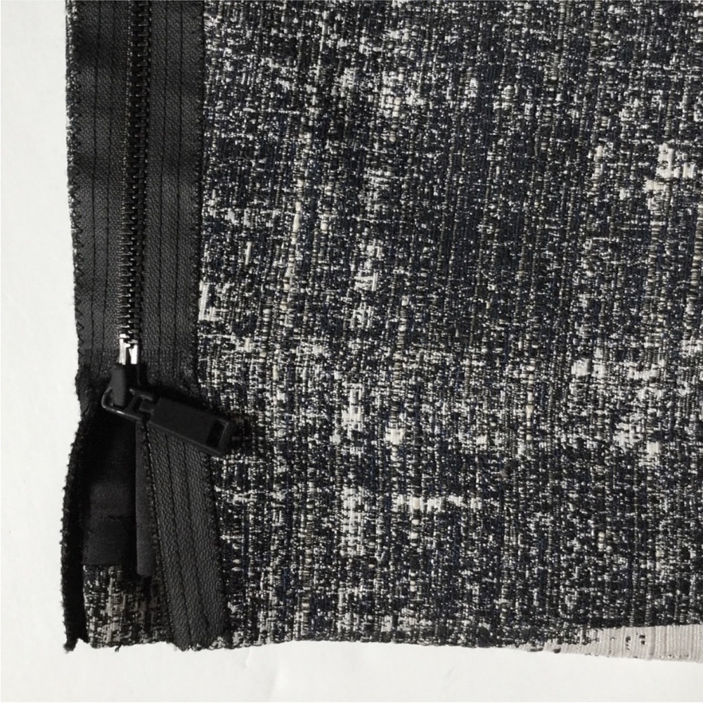Elie Tahari Abstract Jacquard Mini Skirt. Size 10 - Picture 8 of 8